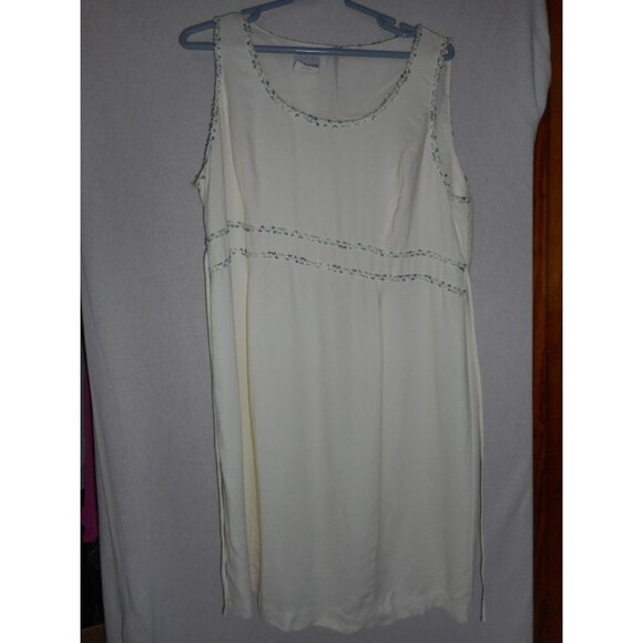 Sleeveless Maternite Cream Green Floral  XL Dress - Picture 1 of 4